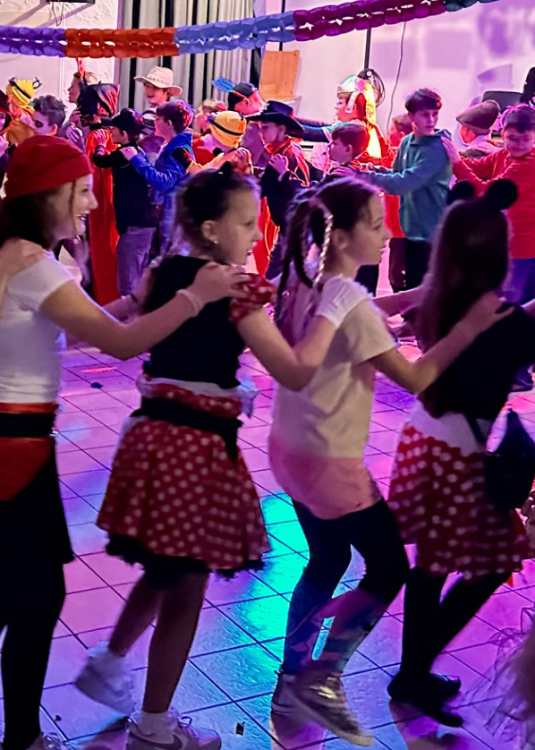 HELAU – Großes Faschingstreiben an der Realschule Simbach